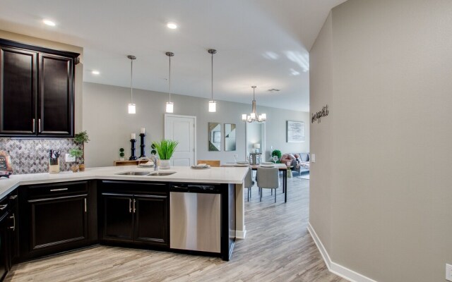 Queen Creek #356 - 2 Br Condo