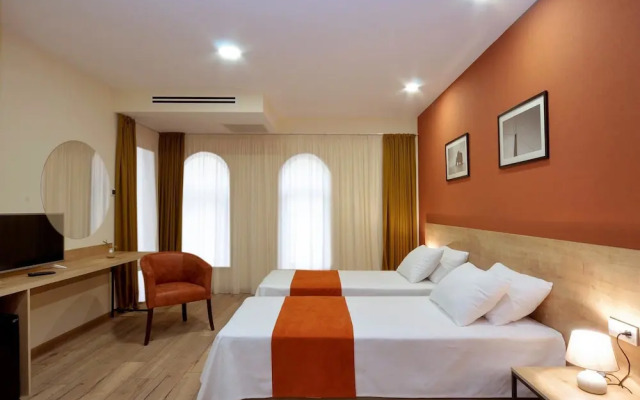 Отел Babaneuris Marani