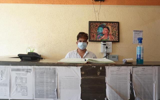 OYO 86266 Hotel Golden Lodge