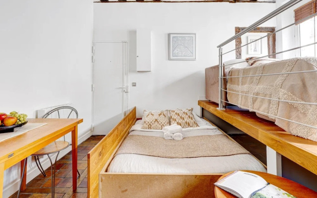 Elegant Studio in Le Marais - Sleeps 4