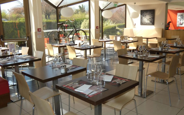 Hôtel ibis Saintes