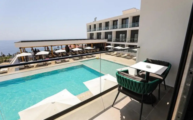 Black Diamond Hotel Dhermi