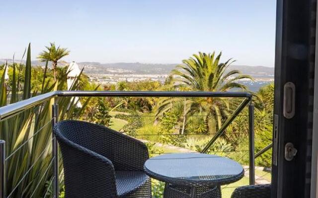Cambalala Guest House