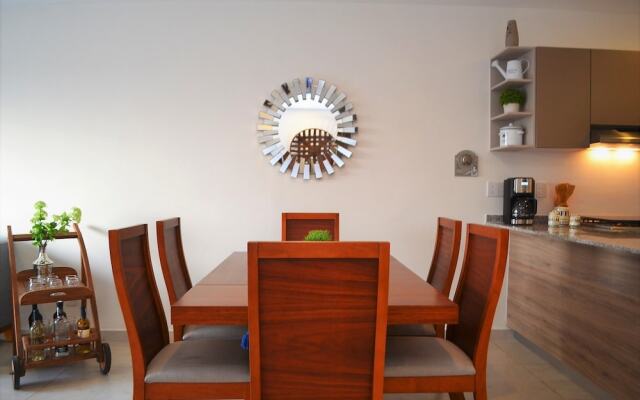 Condo Niza 266 by MDR