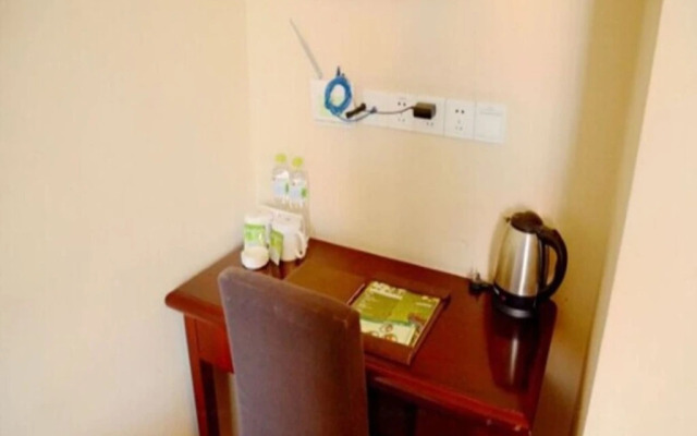 GreenTree Inn ZhenJiang Dingmao Industrial Park Wode Square Express Hotel