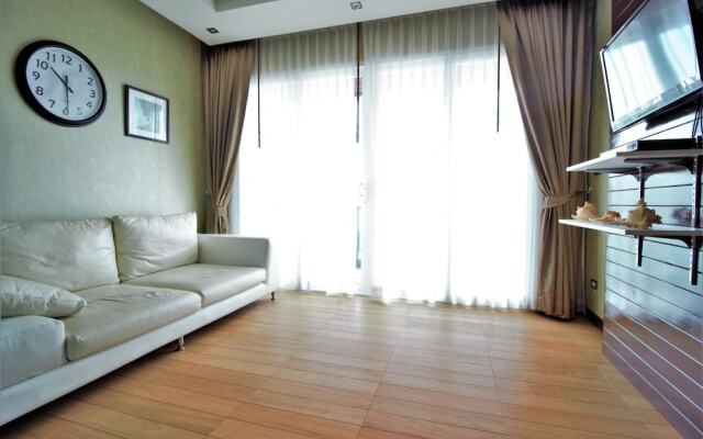 205 Sea View 900m From Karon Beach Rooftop Pool Wi-fi
