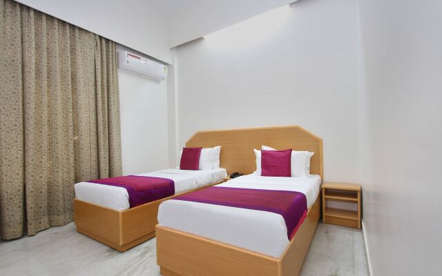 OYO 9419 Manu Residency
