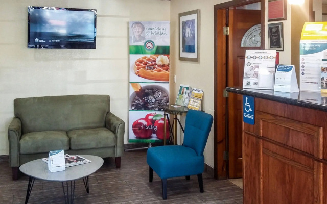 Quality Inn San Diego I-5 Naval Base