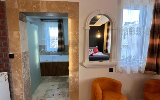 Di̇ri̇li̇ş Banarya Pansi̇yon