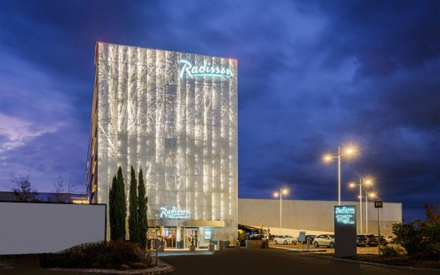 Hotel Campanile Le Bourget