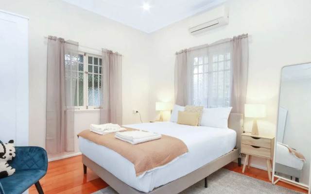 Charming 3 Bedroom House in Coorparoo