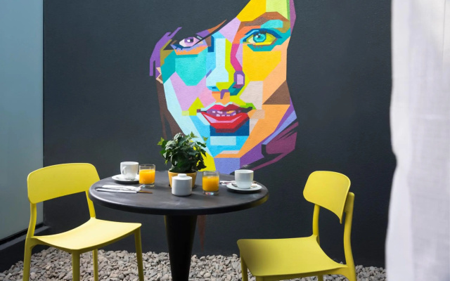 The Pop Hotels