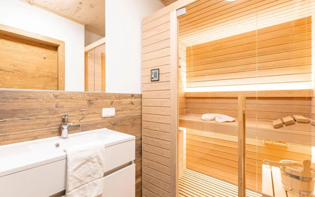 Attractive Apartment With Sauna