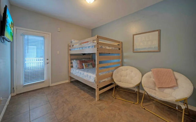 4 Costa Bahia Condos