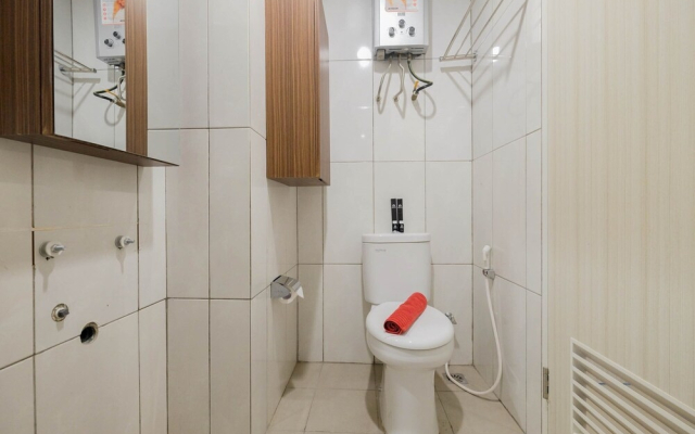 Homey Studio Room at Grand Kamala Lagoon Apartment