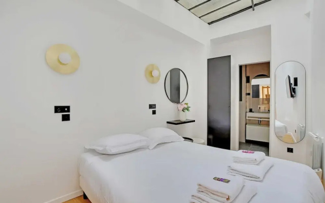Authentic apt - 2br/6p - Rue des Martyrs - Opera