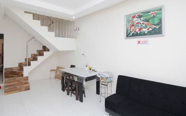 Airy Syariah Kencana Sari Barat Tiga BB 1B Surabaya