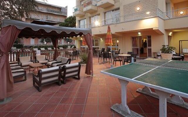 Hotel David