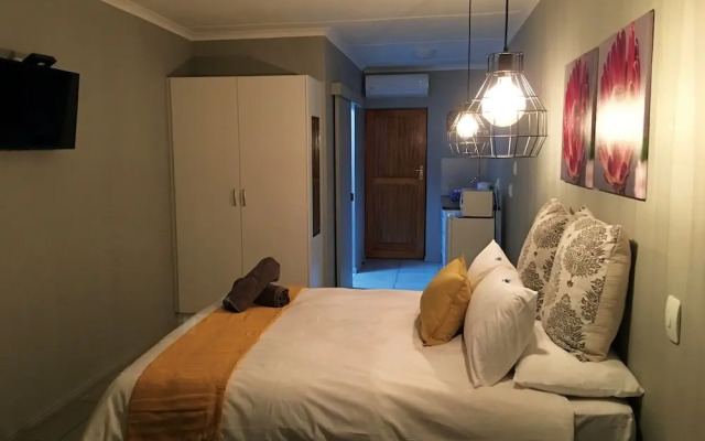 21 Klein Karoo Street