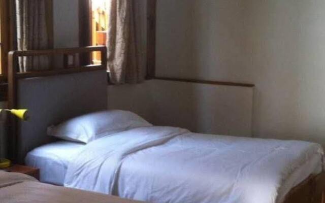 Zi Neng Xue Guan Hotel