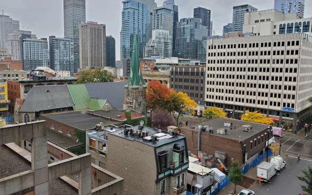 Montreal at a Glance