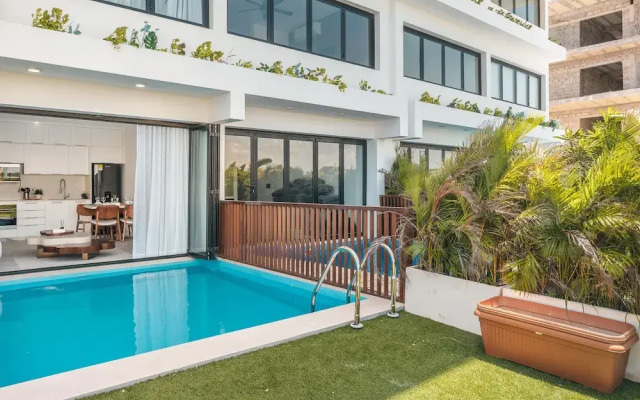 Luxury 2BR Pool Villa With Garage in Cap Cana