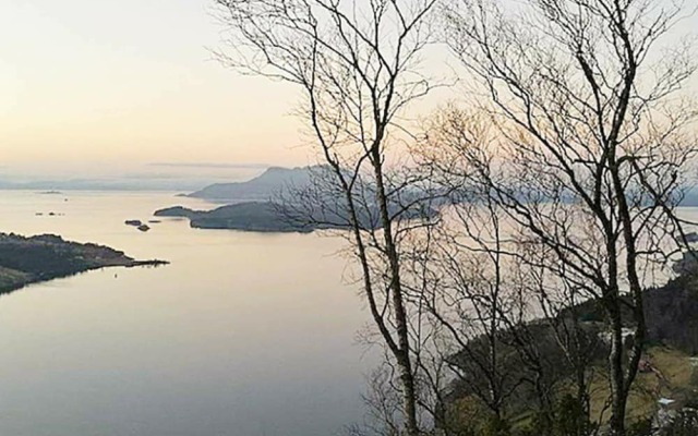 6 Person Holiday Home in Ølen