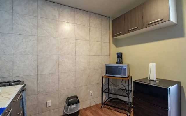 Polanco Apartment - Elevator, Parking- Sleeps 10