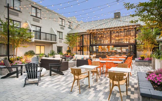 DoubleTree by Hilton Gainesville