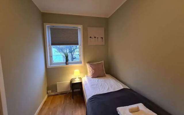 Bright And Central, 2-bedroom, Fully Equipped