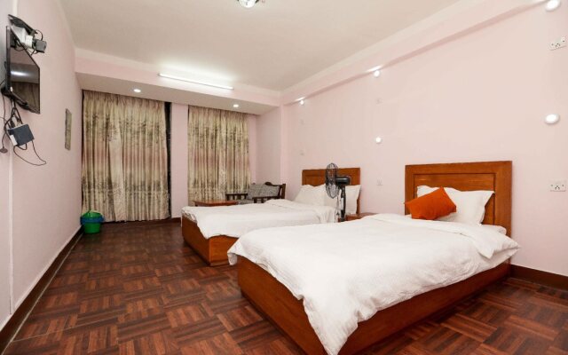 Famous House Kathmandu - Hostel