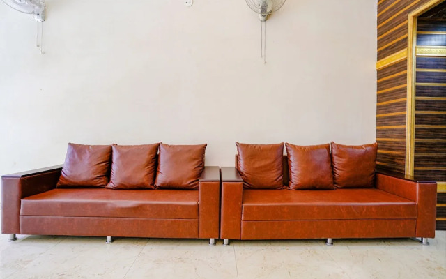 Fabhotel Ramjis Residency