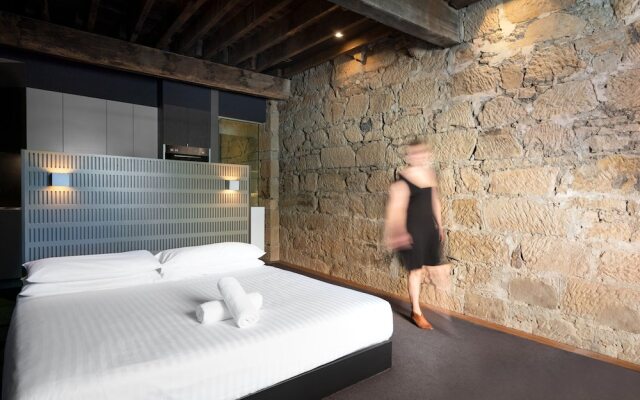 Watermans Hotel