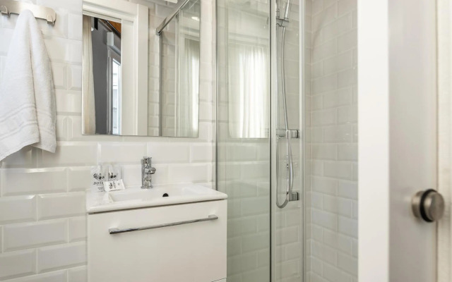 BNBHolder The Austrias Area II