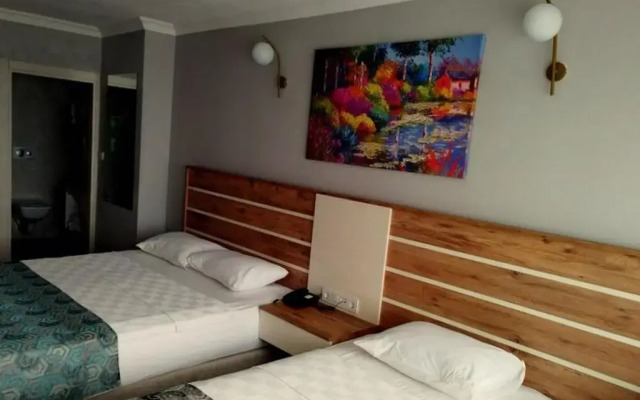 Anibal Hotel