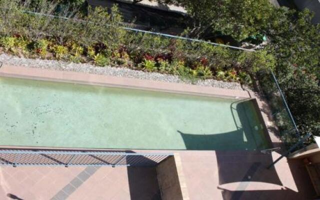 Twin Pines 301 - Cbd Location