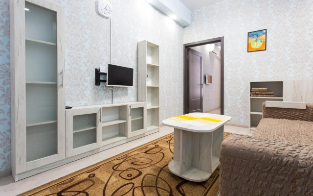 Студия возле Французского бульвара