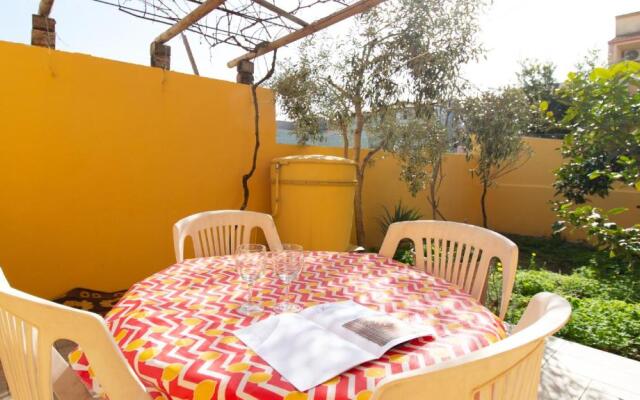 Welcomely - Yellow House