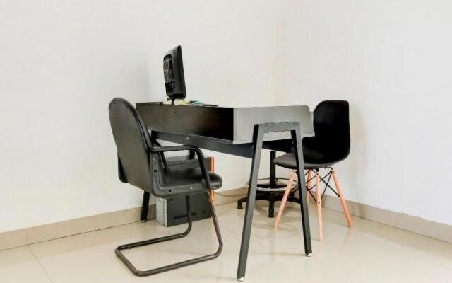 OYO 3512 Golden White House