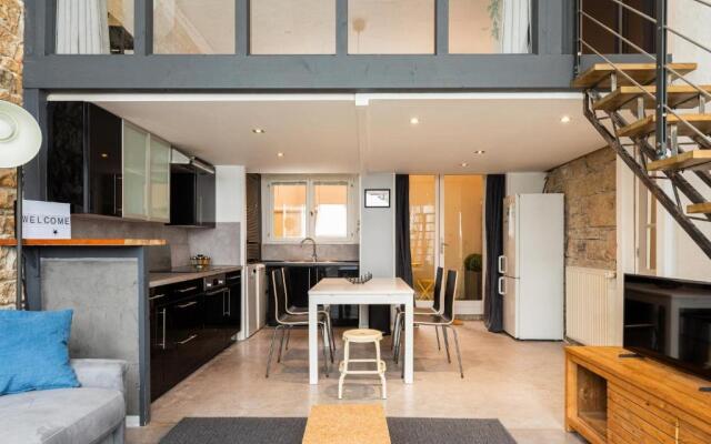 Dify Le Lodge D'ainay