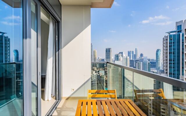 The Elevated Abode 1BHK Apt in Downtown