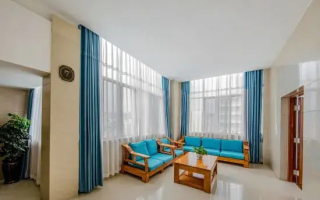 Chuxiong Yuyu Holiday Hotel