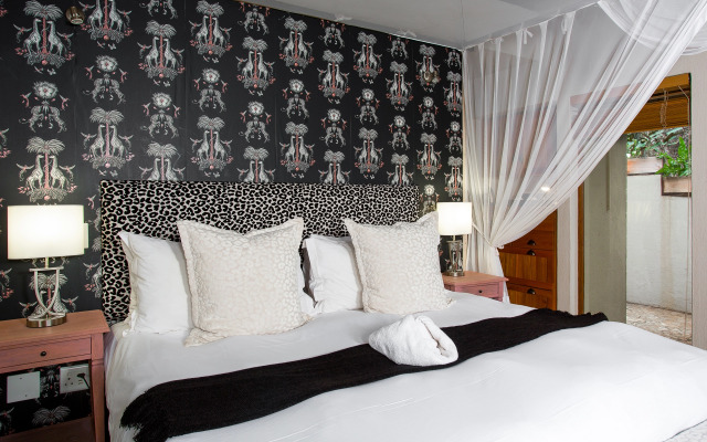 Khaya Ndlovu Safari Manor