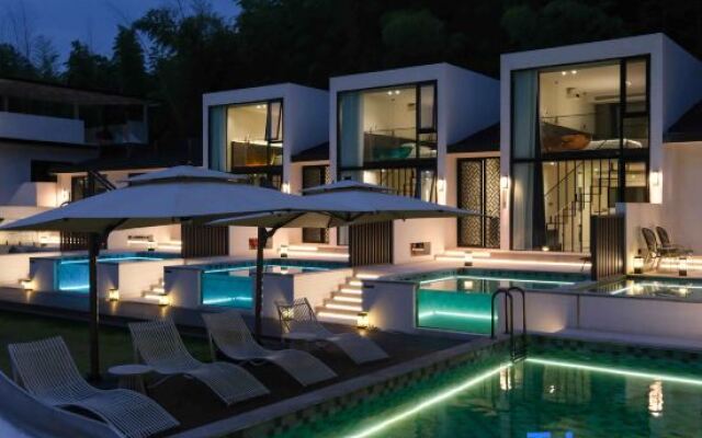 Fuyao Wild Luxury · Designer Pool Resort