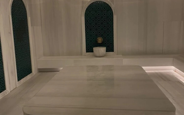 1 Bedroom Apartment High Floor City View