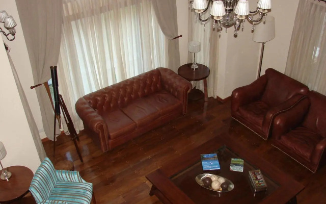 Sendero Lodge