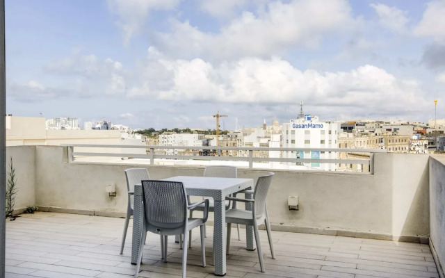 Gzira Penthouse