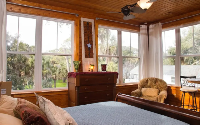 Beachside Boutique Inn
