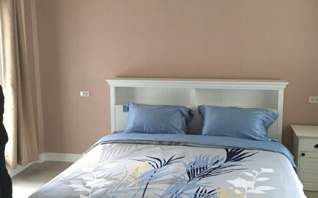 Sangchan Garden at Kaeng Krachan