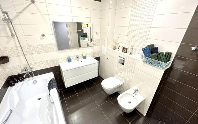 Compass (Компасс) на улице Миусская